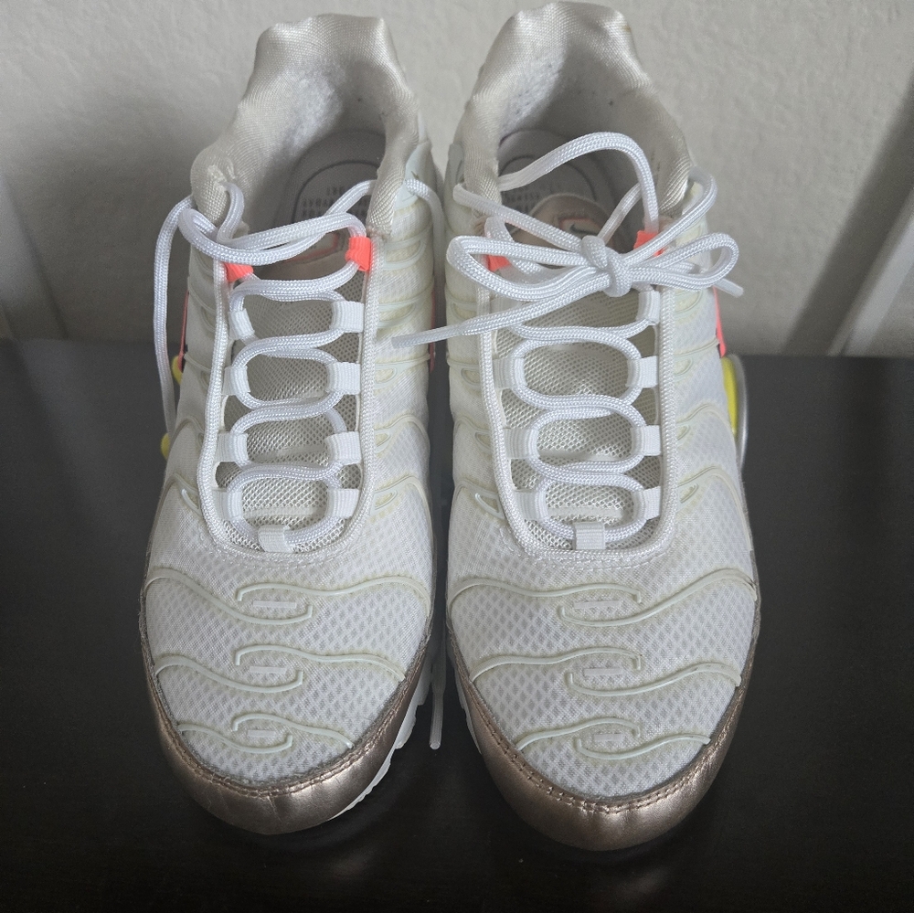Nike White and Gold Minimalist Sneakers